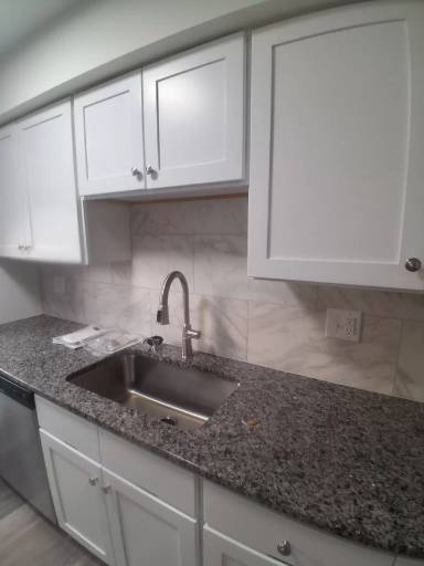 Main picture of 350 8th Street Ext