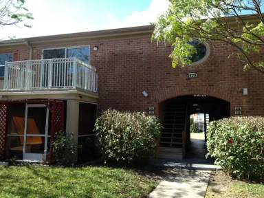 Main picture of 2423 Branch Way
