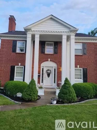 Main picture of 5183 Cleves Warsaw Pike