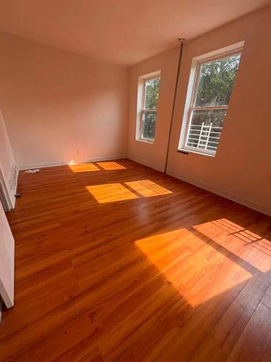 Main picture of 91 Elliott Ave