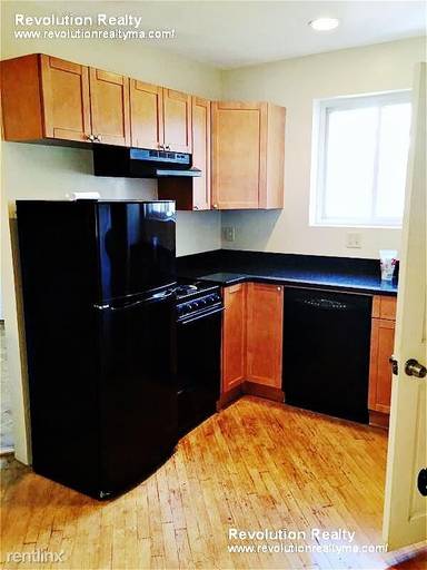 Main picture of 149 Endicott St