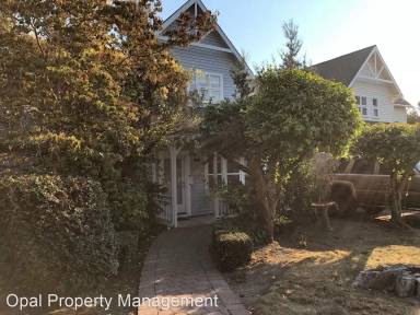 Main picture of 432 98th Ave NE