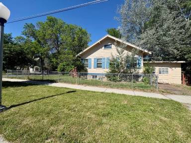 Main picture of 201 Avenue D