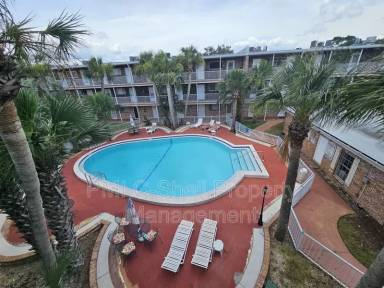 Main picture of Bay Winds Condominiums