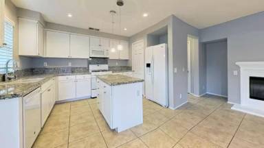 Main picture of 34 Quartz Ln