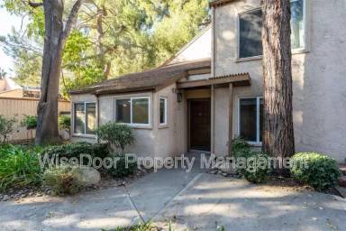 Main picture of 22330 Victory Blvd