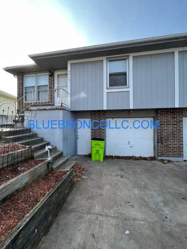 Main picture of 8215 E 170th St