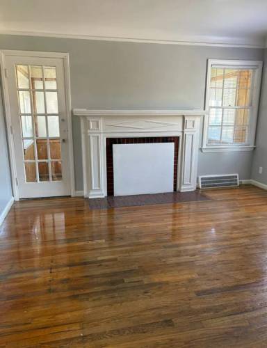 Main picture of 5115 Farmbrook St