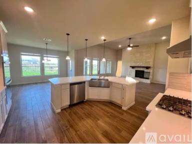 Main picture of 15015 Lake Shore Ave