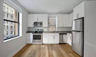 Main picture of 628 W 151st St