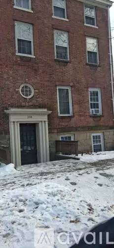 Main picture of 204 Main St