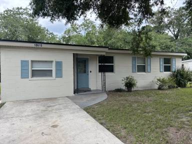 Main picture of 10615 Biscayne Blvd