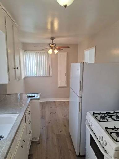 Main picture of 2424 Connie Dr