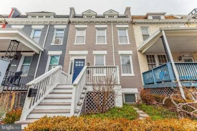 Main picture of 437 Kenyon St NW