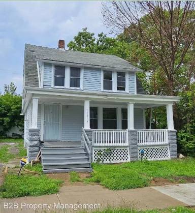 Main picture of 10517 Elk Ave