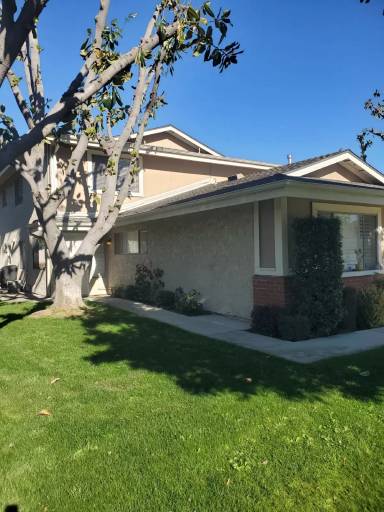 Main picture of 2429 College Ln
