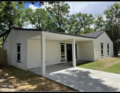Main picture of 5207 Enyart St