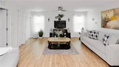 Main picture of 5640 Buttonwood Ct SE