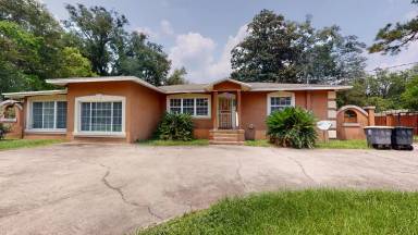 Main picture of 8229 Hogan Rd