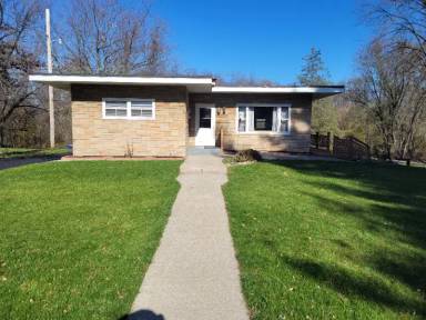 Main picture of 5324 Central Ave
