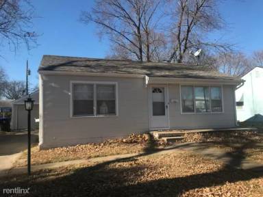 Main picture of 2125 SW Jewell Ave