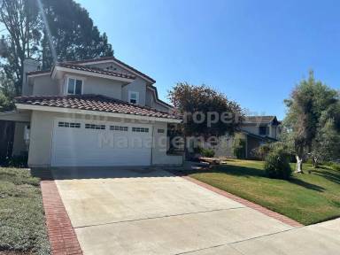Main picture of 1322 Calle Christopher