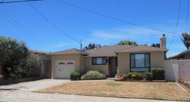 Main picture of 128 Fir Ave