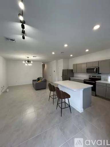 Main picture of 876 NW 3rd Way