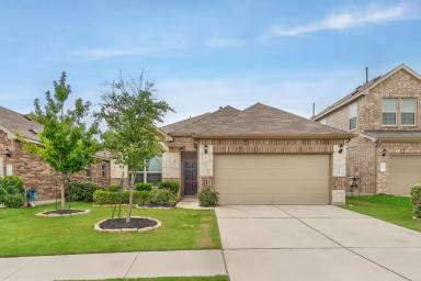 Main picture of 303 Methodius Dr