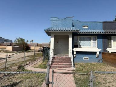 Main picture of 540 N Sierra Way