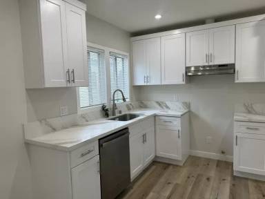 Main picture of 2616 1/4 Halldale Ave
