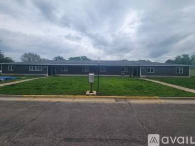 Main picture of 1734 La Crescent St