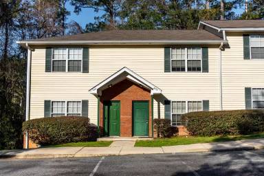 Main picture of 2403 Hartsfield Rd