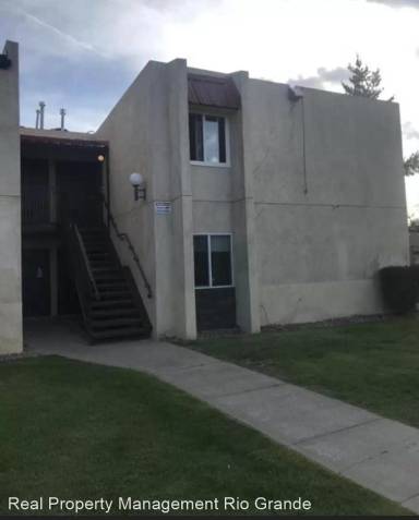 Main picture of 911 Country Club Dr SE