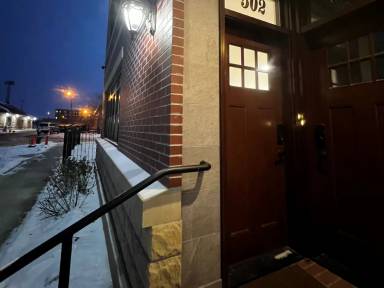 Main picture of 412 5th St N