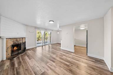 Main picture of 2531 S 248th St