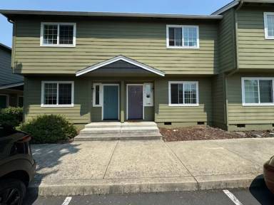 Main picture of Oak Court