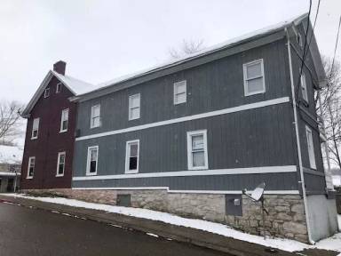 Main picture of 127 S Mechanic St