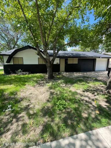 Main picture of 3717 Glenda St