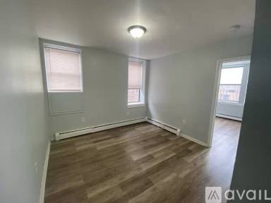 Main picture of 220 64th St