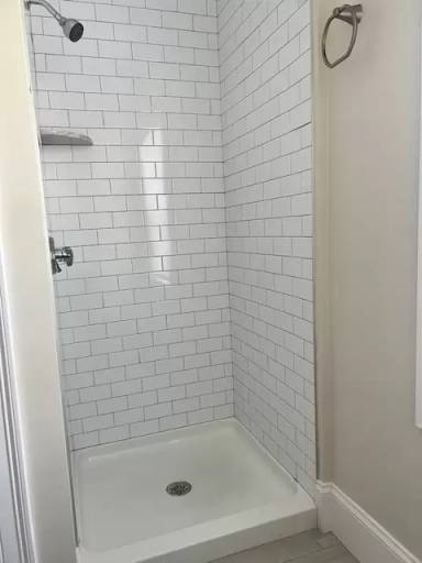 Main picture of 375 Bay St