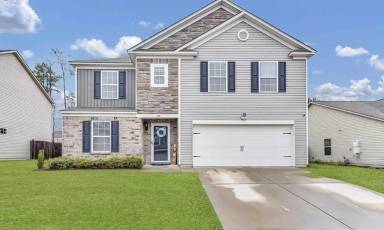 Main picture of 512 Colony Lakes Dr