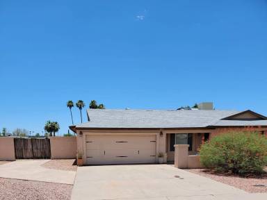 Main picture of 1873 E Watson Dr