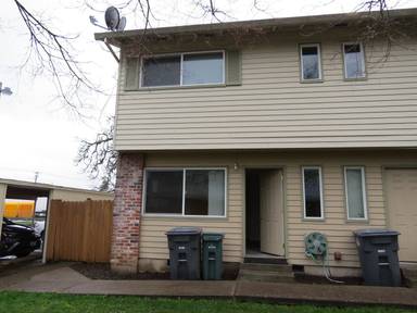 Main picture of 1104 SE Baseline St