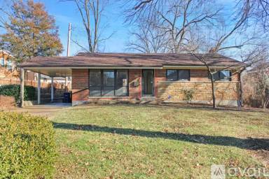 Main picture of 530 Westview Dr