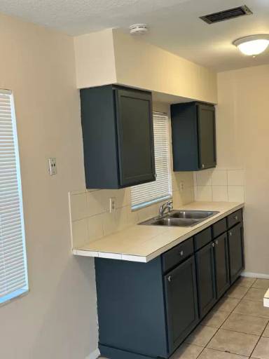 Main picture of 3907 NW 30th Ter