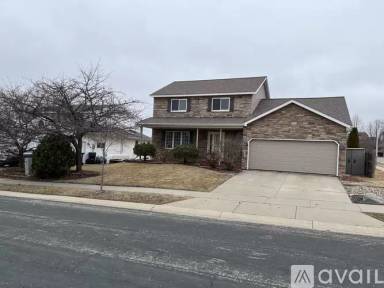 Main picture of 4401 Savannah Dr NW