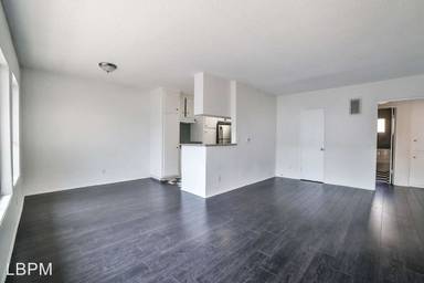 Main picture of 5535 Carlton Way