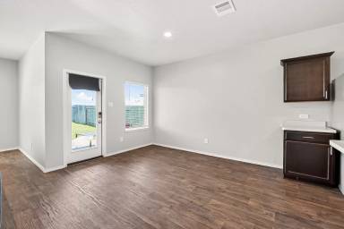 Main picture of 21500 Rustic Elm Dr