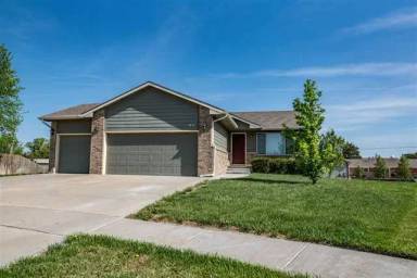 Main picture of 11818 W Wilkinson Ct